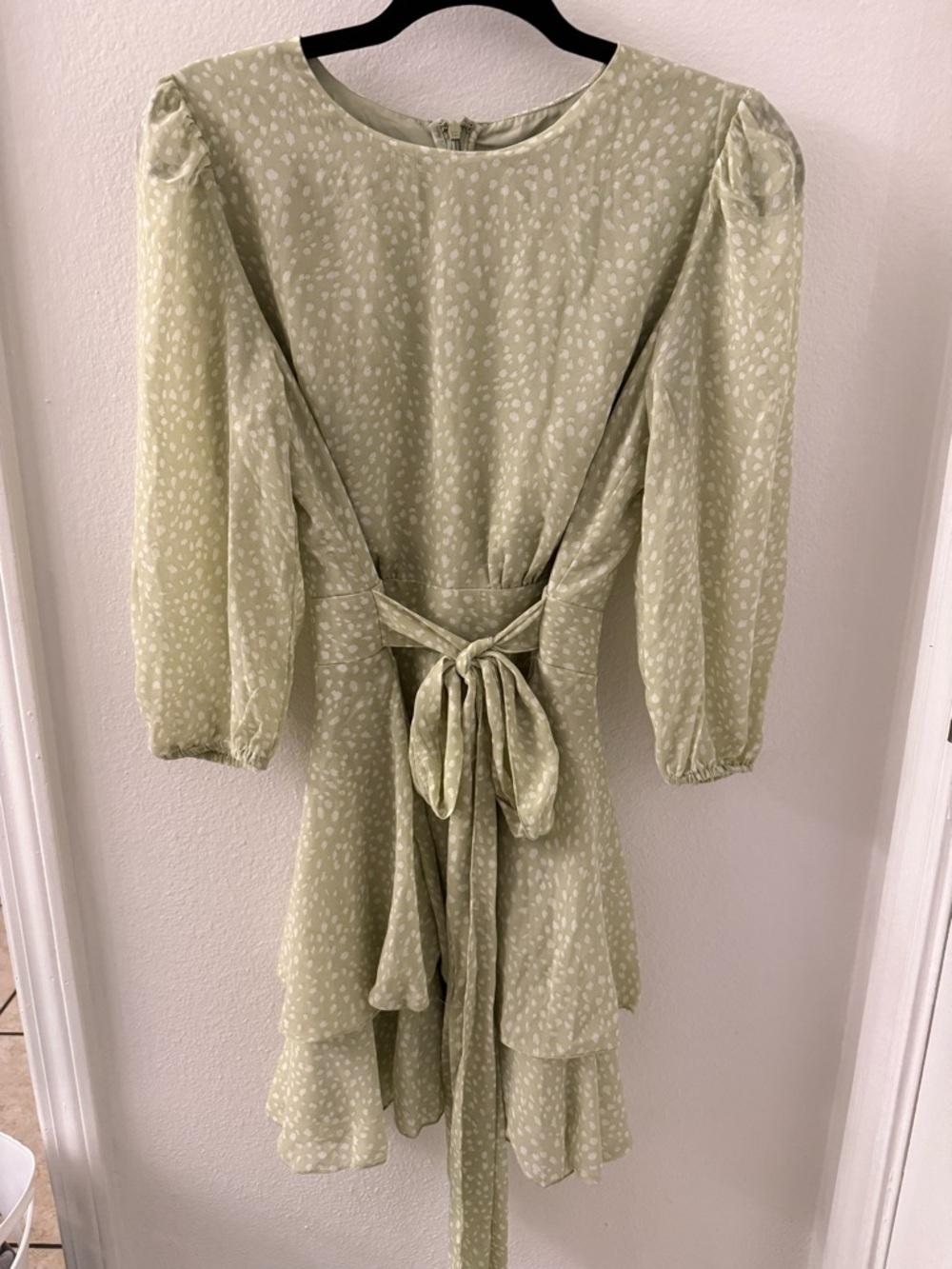 Forever 21 Light Sage Printed Tie-Waist Dress